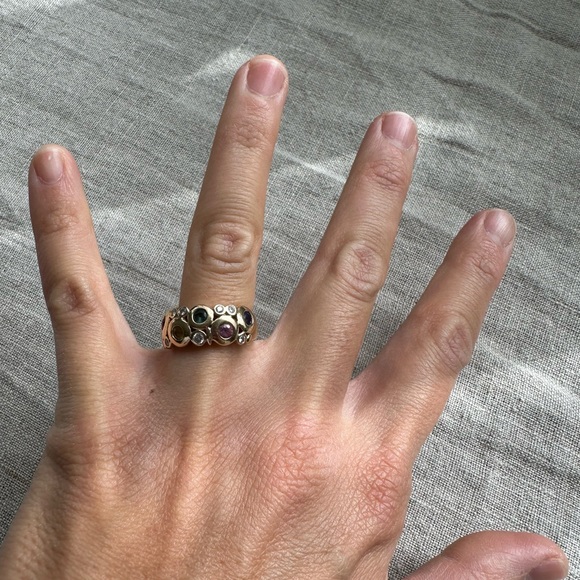 Gold Floral Cluster Ring - Picture 5 of 9